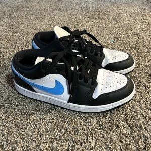 Jordan 1's Womens 10 Mens 8.5